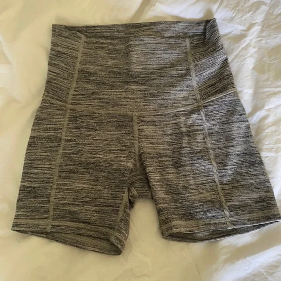 Lululemon bike shorts - Picture 1 of 2